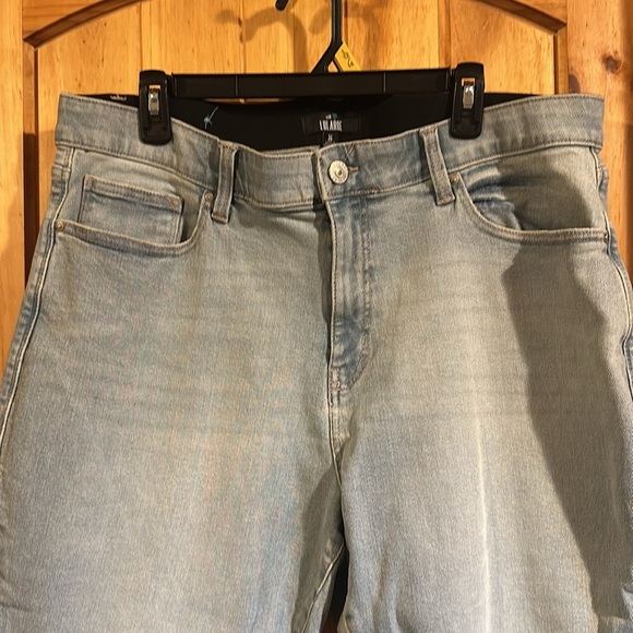 LuLaRoe Jeans Light Wash Magic Comfort Stretch - Picture 2 of 5